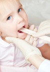 Тонзиллит у детей – лечебные мероприятия 